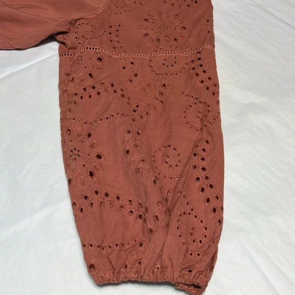 Maurices Plus Size Solid Eyelet Sleeve Off The Shoulder Top size 4xl (26) - Picture 4 of 8